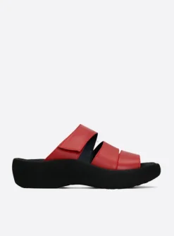 Wolky Aporia - rood leer<DAMES Slippers
