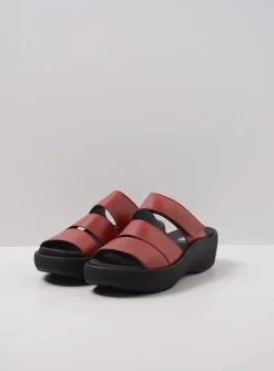 Wolky Aporia - rood leer<DAMES Slippers