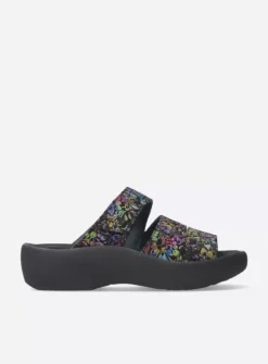Wolky Aporia - zwart/multi flower nubuck<DAMES Slippers
