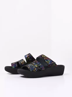 Wolky Aporia - zwart/multi flower nubuck<DAMES Slippers