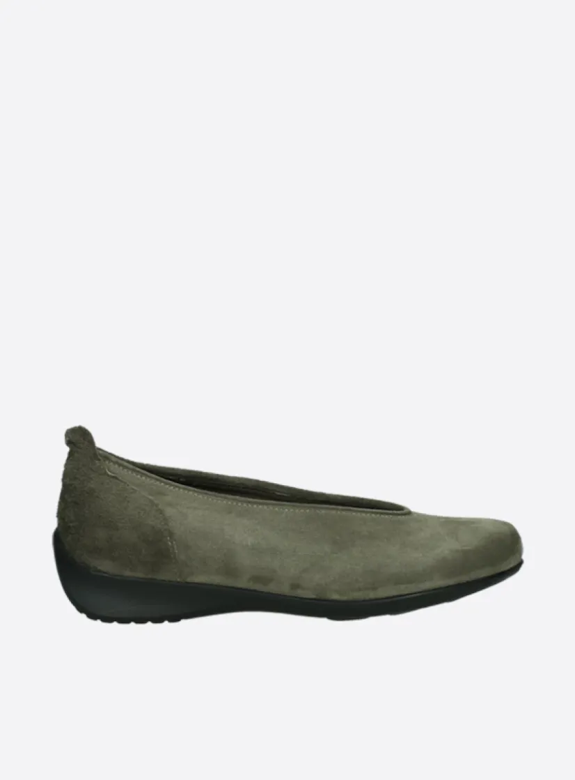 Wolky Ballet - taupe suede<DAMES Instappers