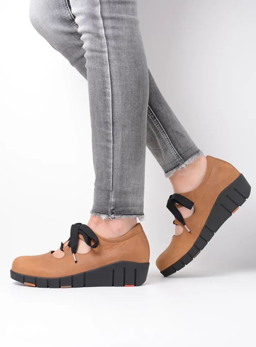 Wolky Boston - camel nubuck<DAMES Lage Veterschoenen|Herfst/Winter