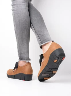 Wolky Boston - camel nubuck<DAMES Lage Veterschoenen|Herfst/Winter