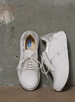 Wolky Bounce - wit/zilver leer<DAMES Lage Veterschoenen|Wandelschoenen