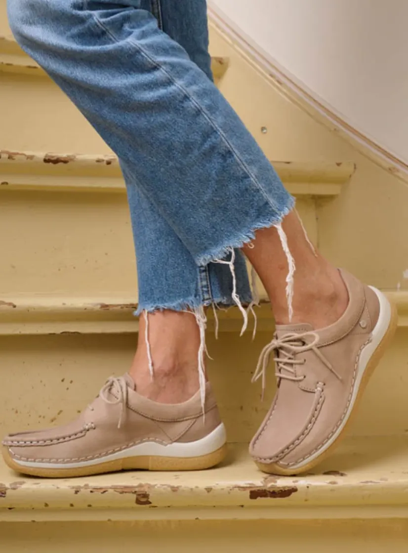 Wolky Celebration - safari nubuck<DAMES Lage Veterschoenen|Sneakers