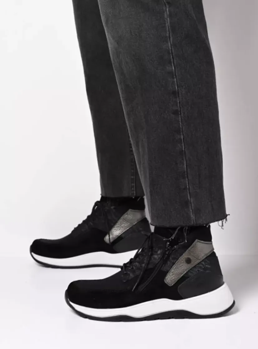 Wolky Crown S2F - zwart stretchleer<DAMES Hoge Veterschoenen|Wandelschoenen