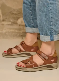 Wolky Desh - cognac leer<DAMES Sandalen