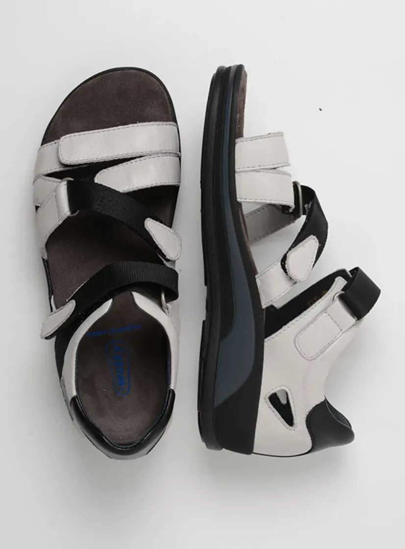 Wolky Desh - gebroken wit leer<DAMES Sandalen