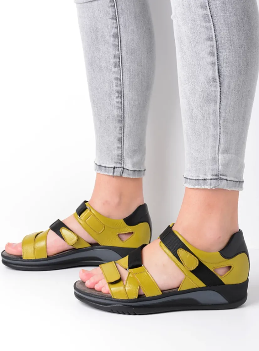 Wolky Desh - olijfgroen leer<DAMES Sandalen
