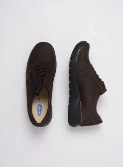 Wolky Feltwell - donkerbruin nubuck<DAMES Lage Veterschoenen|Wandelschoenen