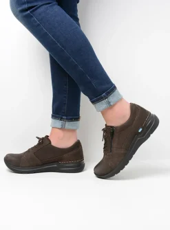 Wolky Feltwell - donkerbruin nubuck<DAMES Lage Veterschoenen|Wandelschoenen