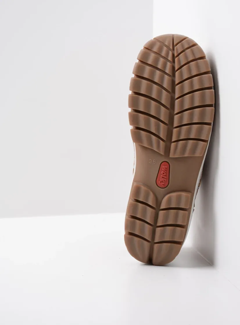 Wolky Fly - cognac nubuck<DAMES Lage Veterschoenen|Herfst/Winter
