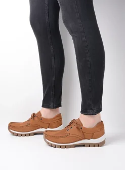 Wolky Fly - cognac nubuck<DAMES Lage Veterschoenen|Herfst/Winter
