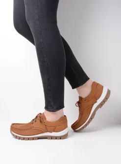 Wolky Fly - cognac nubuck<DAMES Lage Veterschoenen|Herfst/Winter