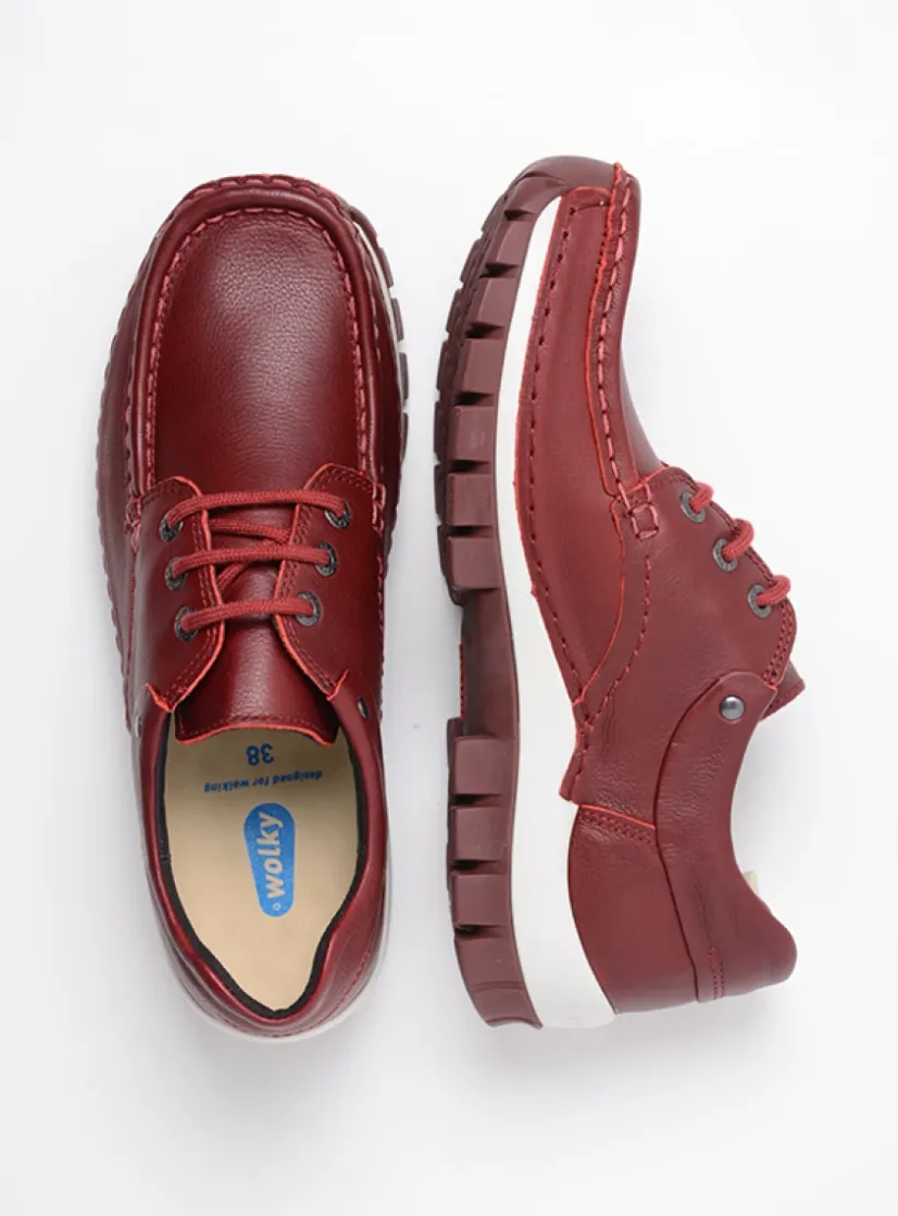 Wolky Fly - donkerrood leer<DAMES Lage Veterschoenen|Herfst/Winter
