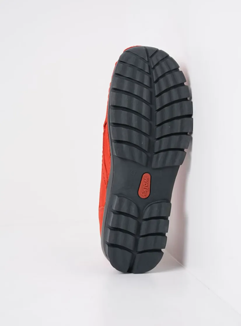 Wolky Fly - rood nubuck<DAMES Lage Veterschoenen|Herfst/Winter