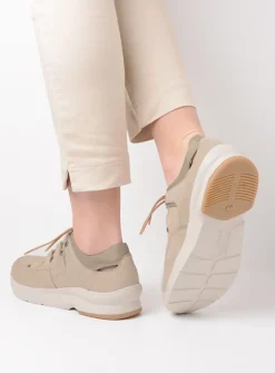 Wolky Galena - beige nubuck<DAMES Lage Veterschoenen|Wandelschoenen