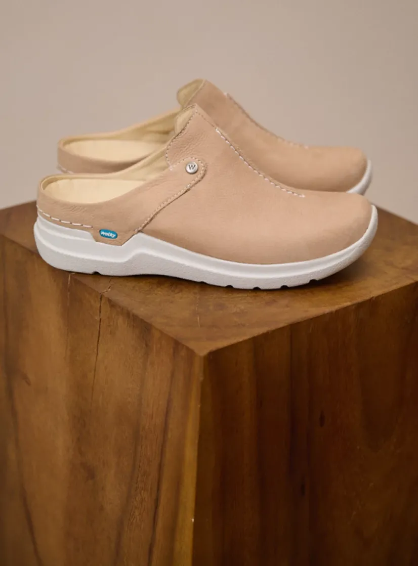Wolky Holland DB - beige nubuck<DAMES Slippers|Klompen