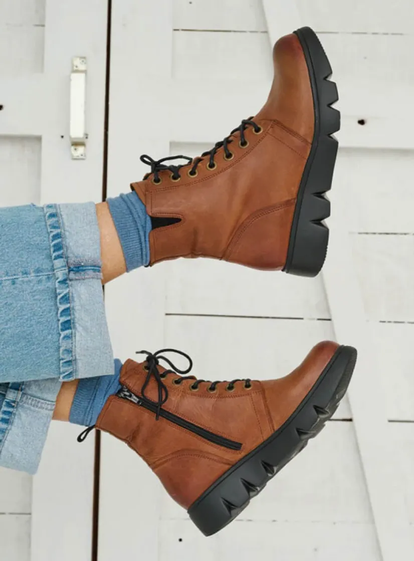 Wolky Hope XW - cognac leer<DAMES Hoge Veterschoenen|Veterlaarzen