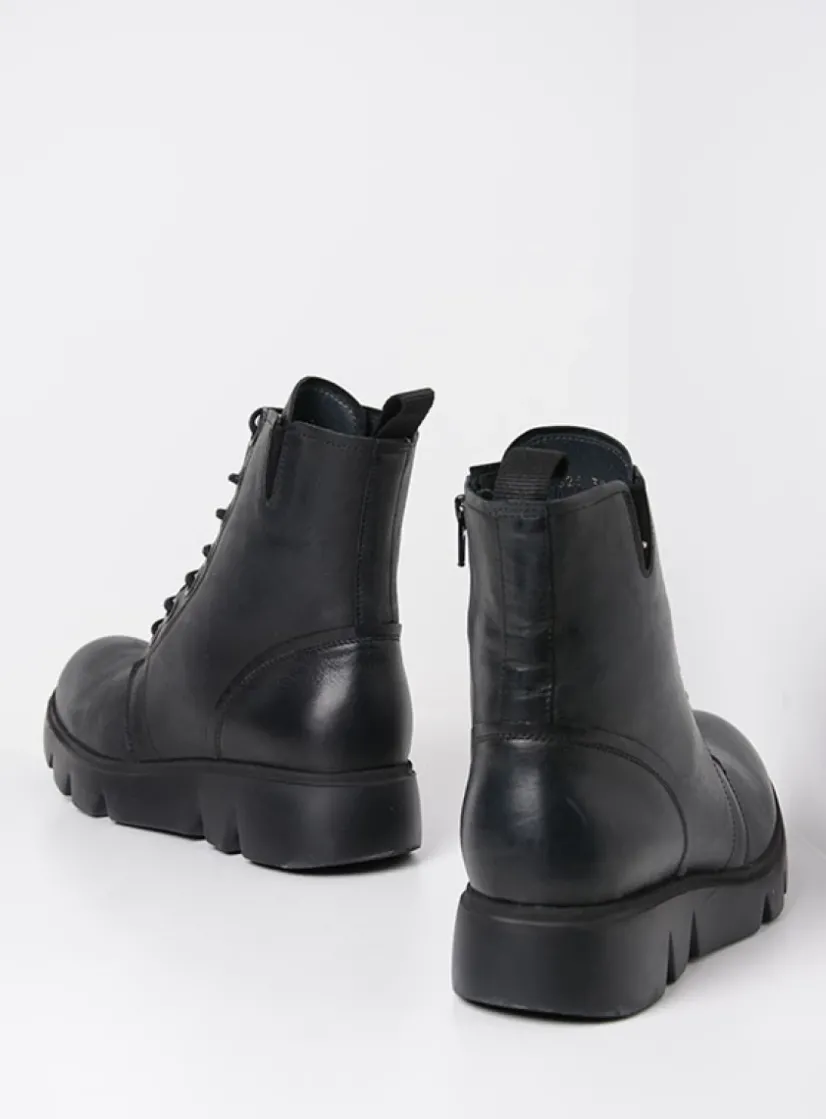Wolky Hope XW - zwart leer<DAMES Veterlaarzen|Hoge Veterschoenen