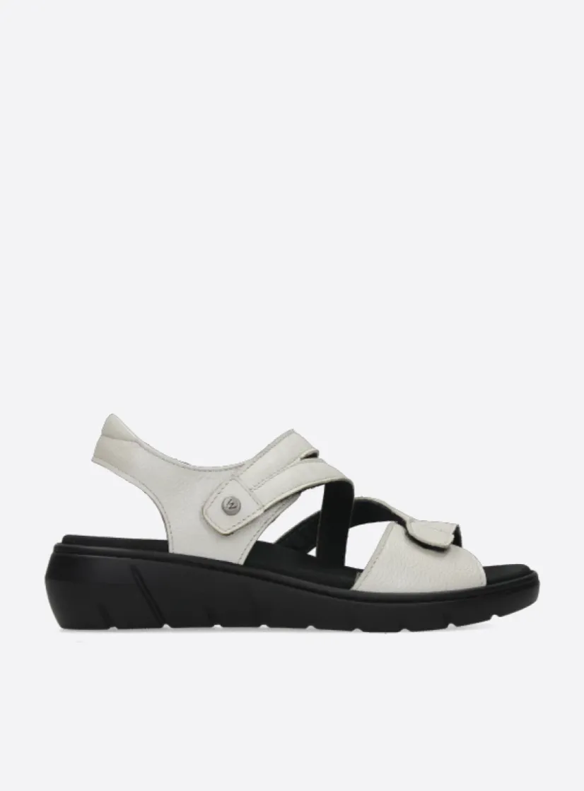 Wolky Ikaria - gebroken wit leer<DAMES Sandalen