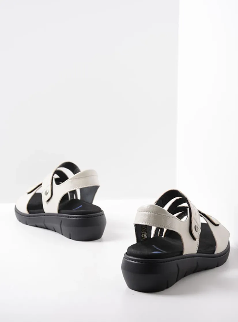 Wolky Ikaria - gebroken wit leer<DAMES Sandalen