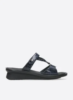 Wolky Isa - blauw crocolook lakleer<DAMES Slippers