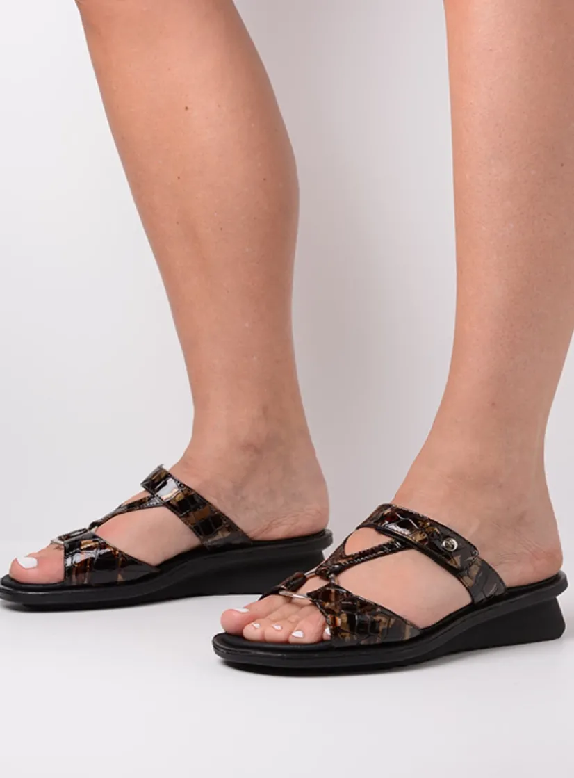 Wolky Isa - brons croco lakleer<DAMES Slippers