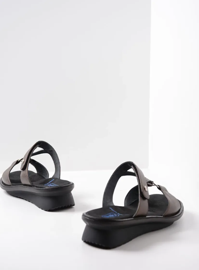 Wolky Isa - brons leer<DAMES Slippers