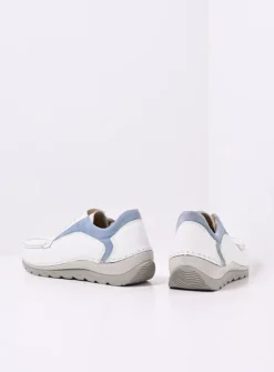 Wolky Japura - wit-lichtblauw leer<DAMES Lage Veterschoenen