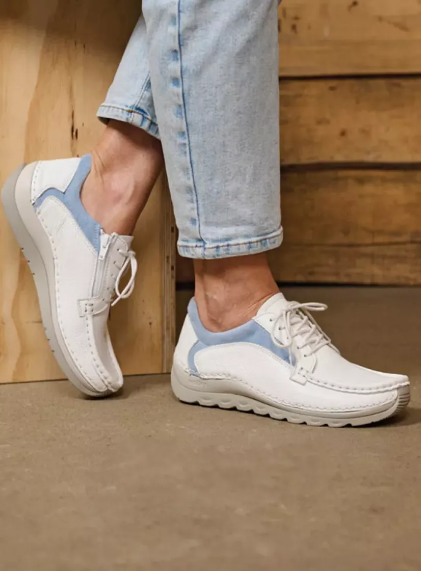 Wolky Japura - wit-lichtblauw leer<DAMES Lage Veterschoenen