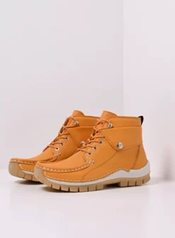 Wolky Jump Summer - lichtoranje leer<DAMES Hoge Veterschoenen