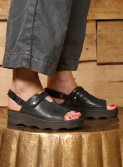 Wolky Laprida - zwart effectleer<DAMES Sandalen