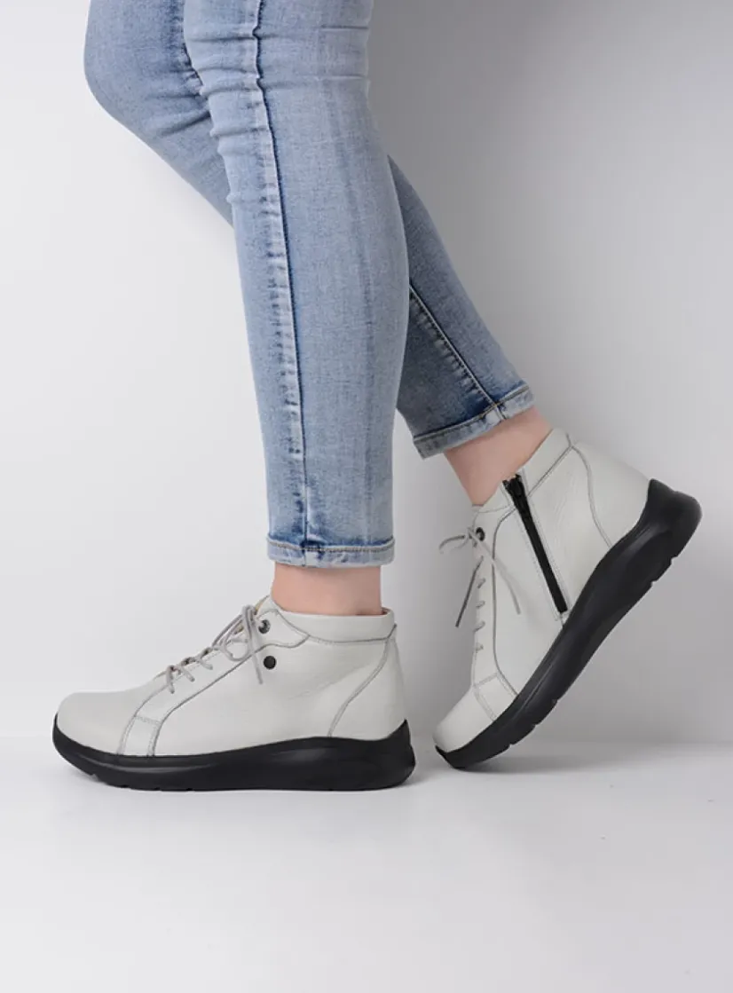 Wolky Lima - wol wit leer<DAMES Hoge Veterschoenen|Wandelschoenen