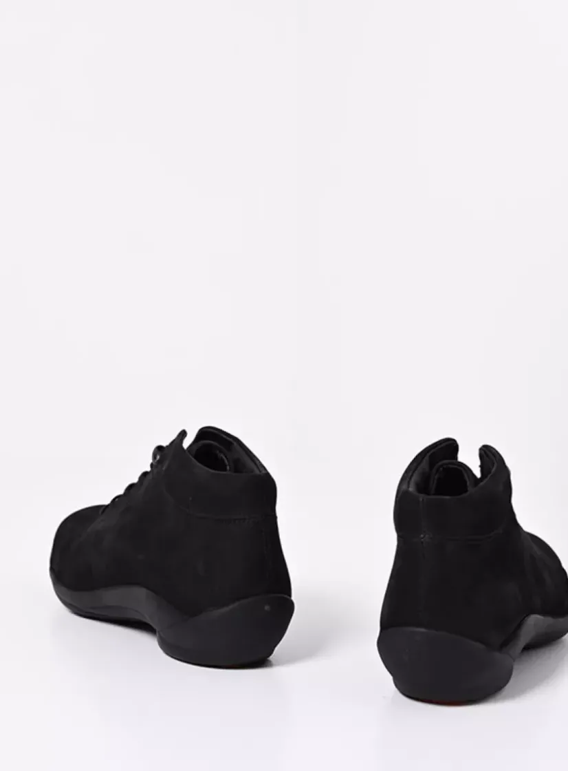 Wolky Louise - zwart nubuck<DAMES Lage Veterschoenen|Herfst/Winter