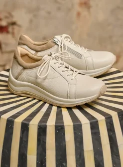 Wolky Milton - gebroken wit/safari nubuck<DAMES Lage Veterschoenen|Wandelschoenen