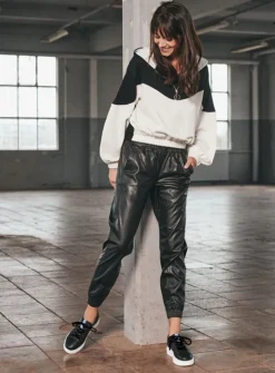 Wolky Move it - zwart leer<DAMES Lage Veterschoenen|Sneakers
