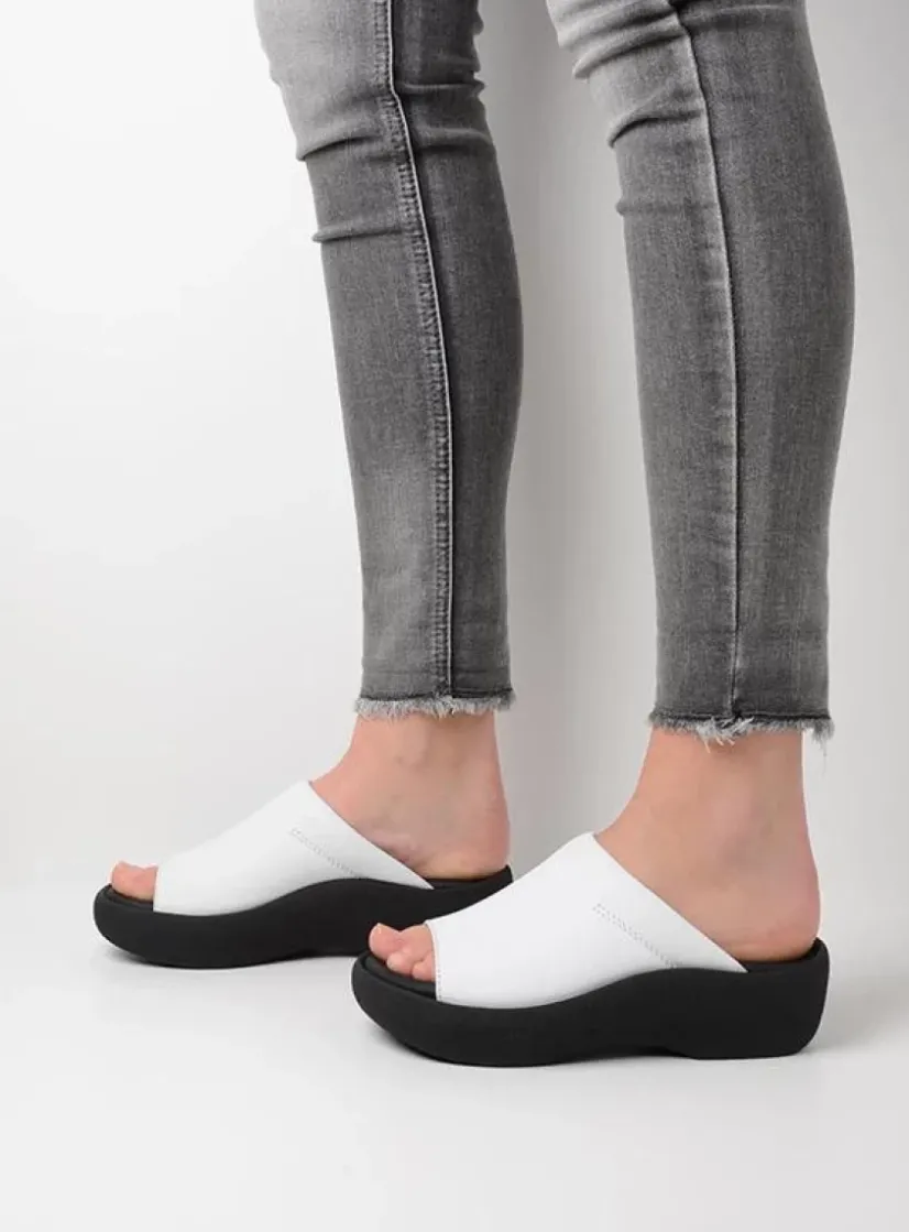 Wolky Nassau - wit leer<DAMES Slippers