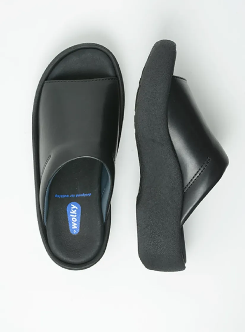 Wolky Nassau - zwart leer<DAMES Slippers