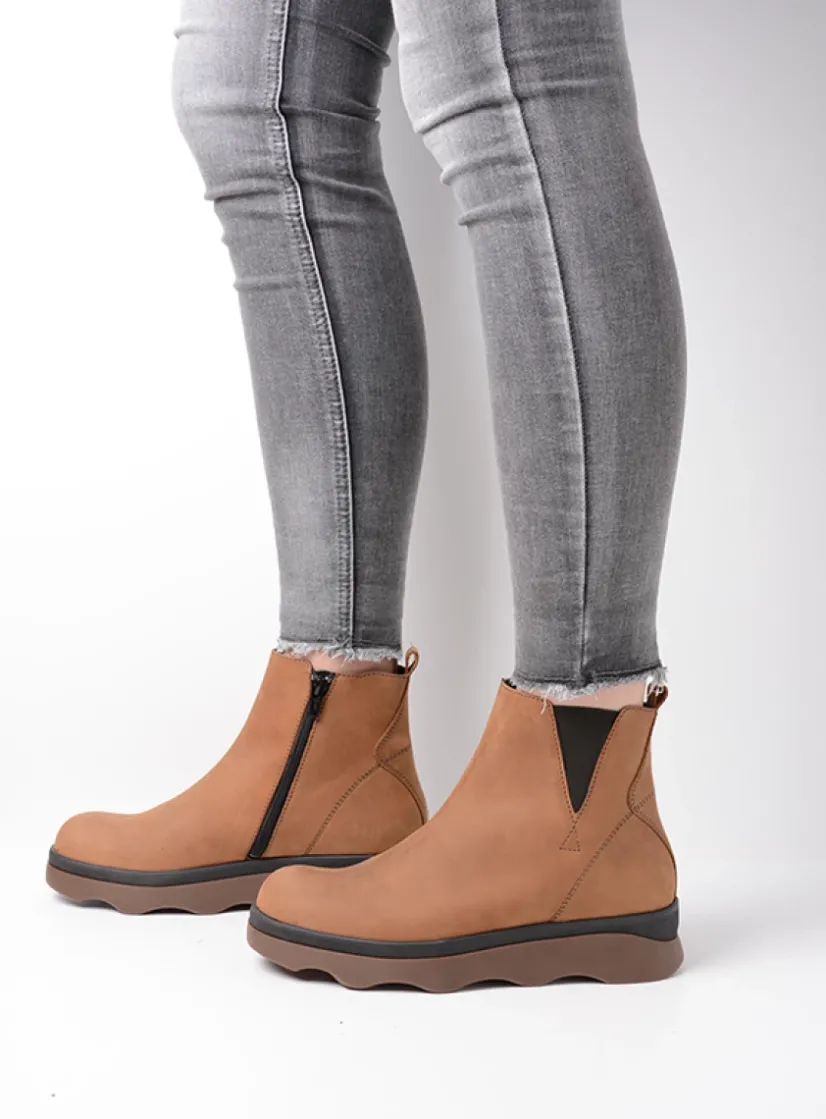 Wolky Nigata - cognac nubuck<DAMES Herfst/Winter|Enkellaarsjes