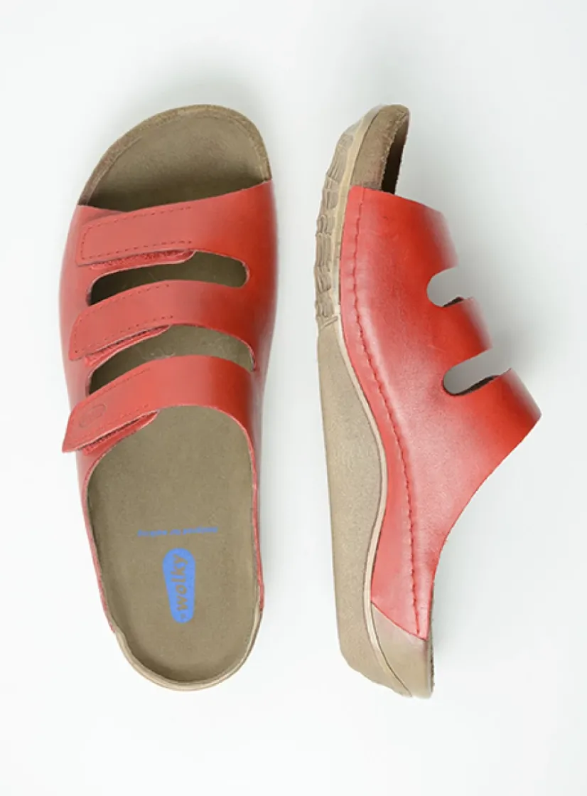 Wolky Nomad - rood geolied leer<DAMES Slippers