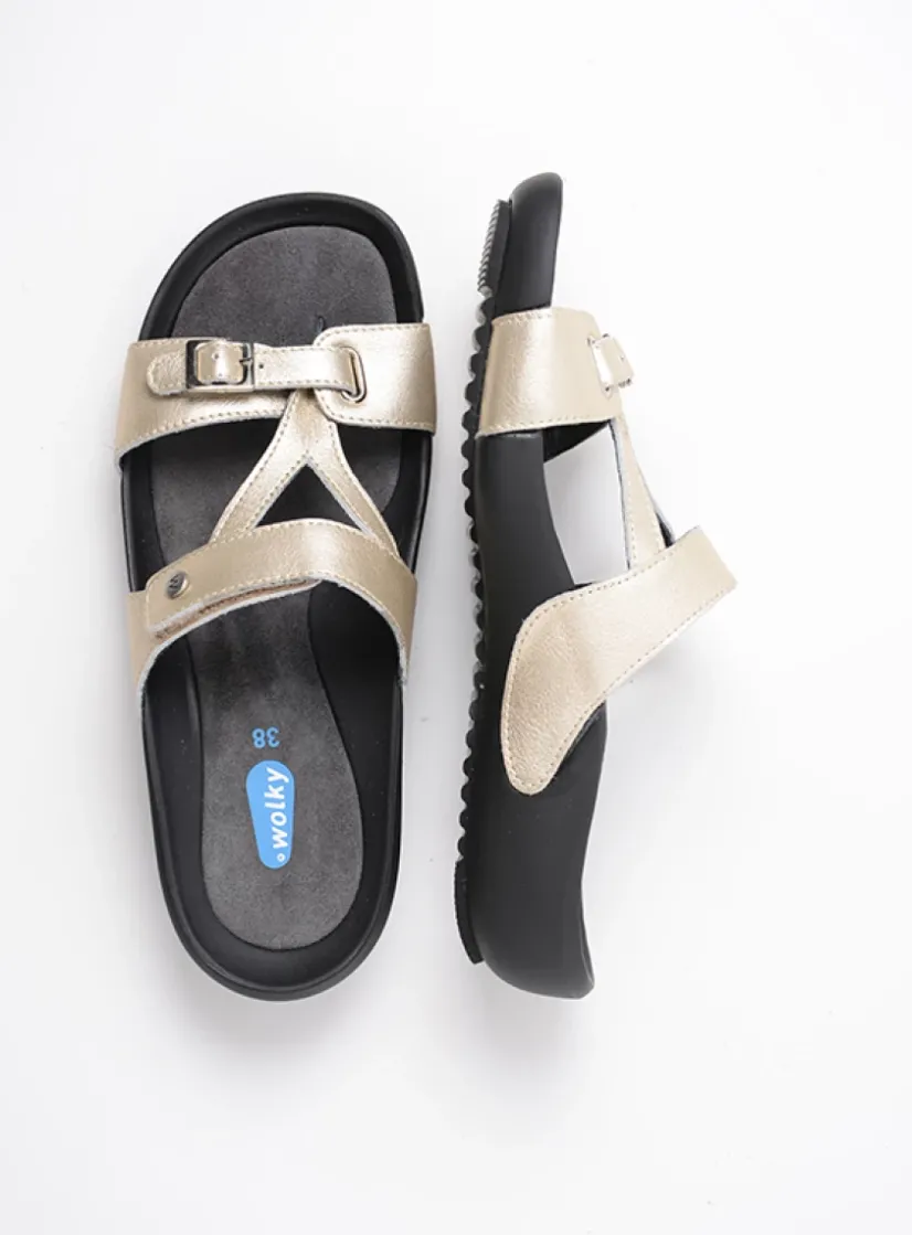 Wolky O'Connor - goud leer<DAMES Slippers