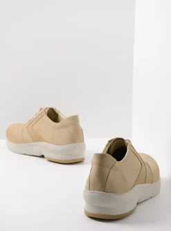 Wolky Omaha HV - beige nubuck<DAMES Lage Veterschoenen|Wandelschoenen