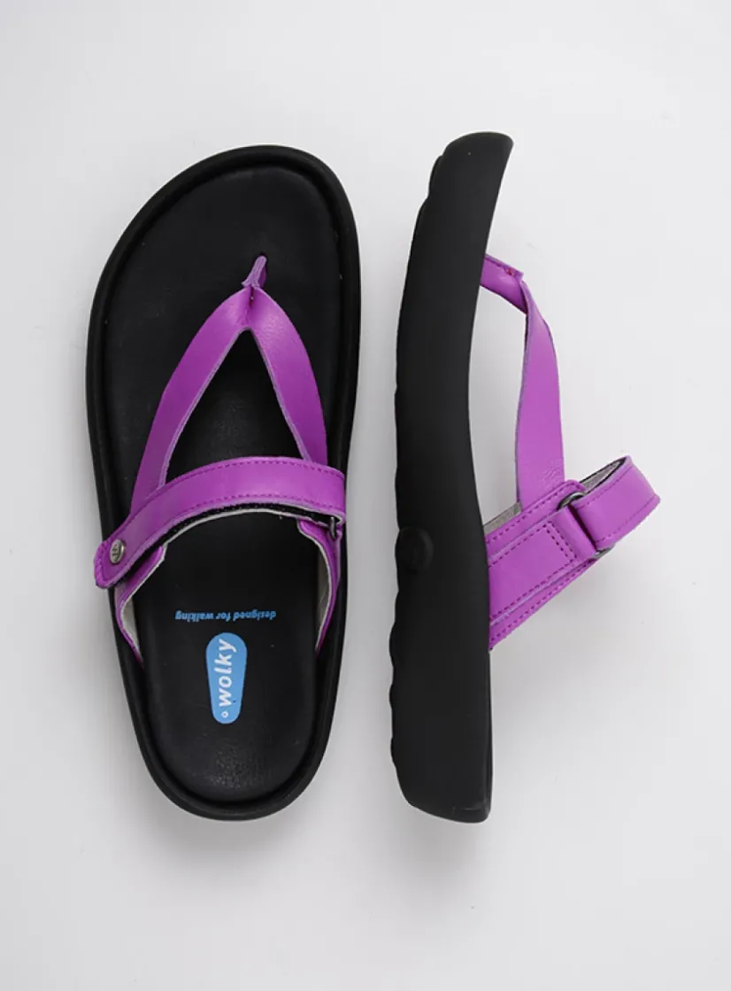Wolky Peace - fuchsia leer<DAMES Slippers