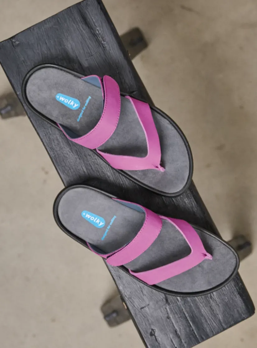 Wolky Peace - fuchsia leer<DAMES Slippers