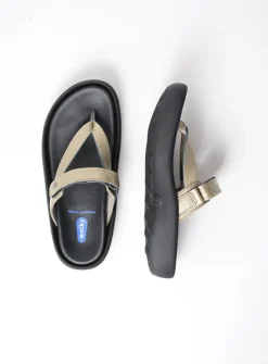 Wolky Peace - goud leer<DAMES Slippers