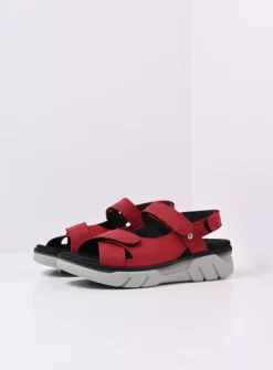 Wolky Rapid - rood nubuck<DAMES Sneakers
