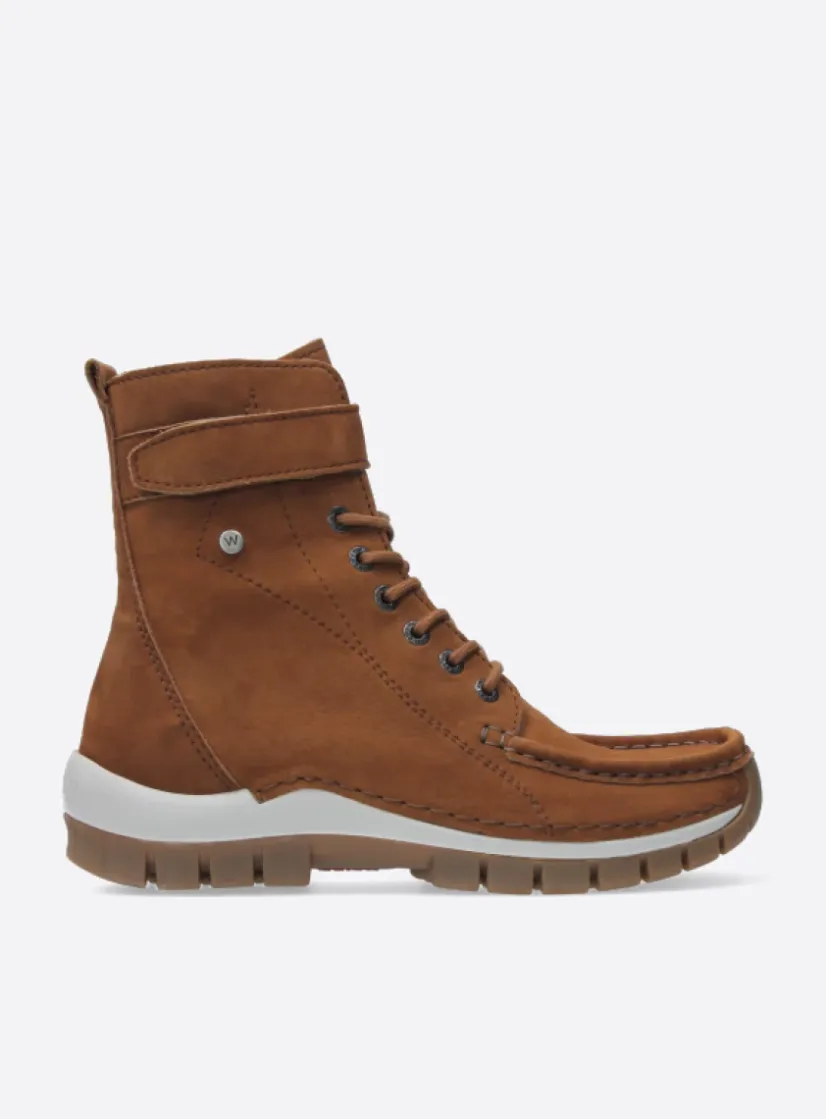 Wolky Reach - cognac nubuck<DAMES Hoge Veterschoenen|Veterlaarzen