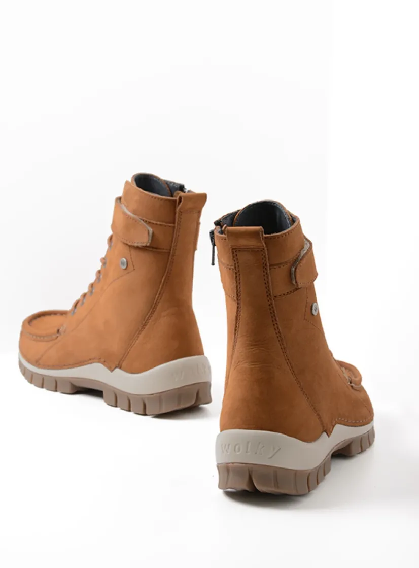 Wolky Reach - cognac nubuck<DAMES Hoge Veterschoenen|Veterlaarzen