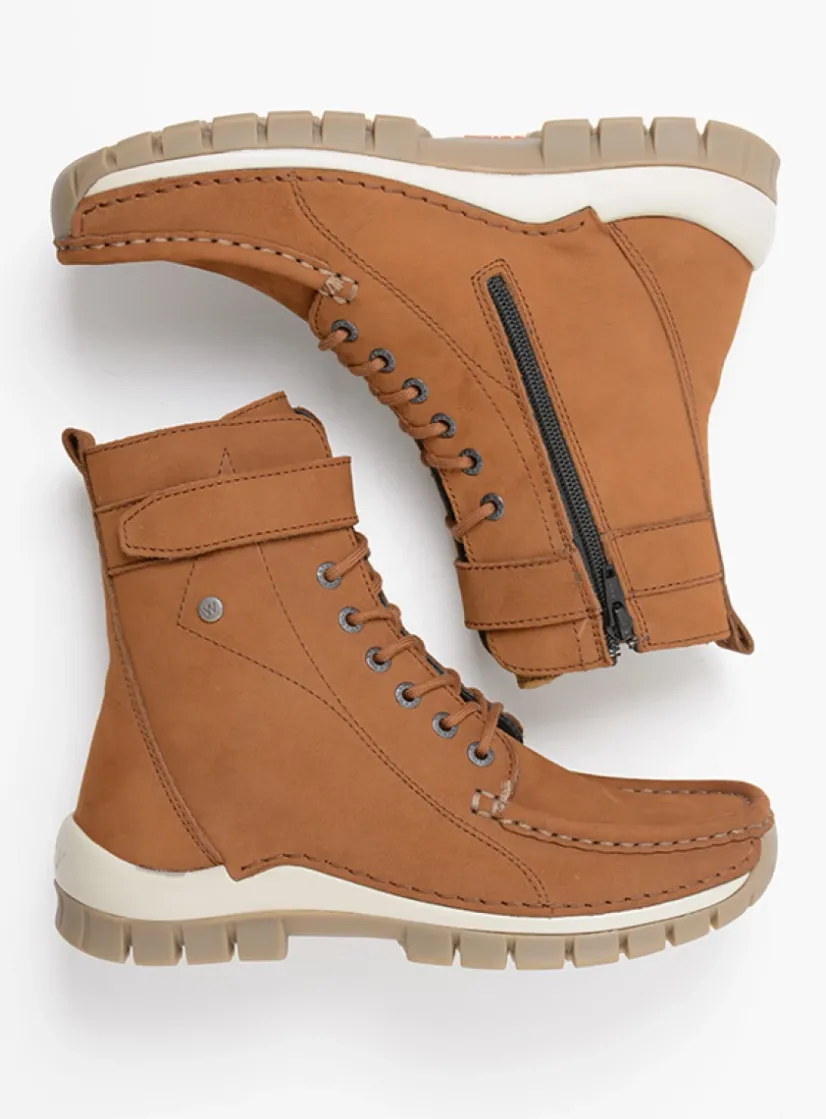 Wolky Reach - cognac nubuck<DAMES Hoge Veterschoenen|Veterlaarzen